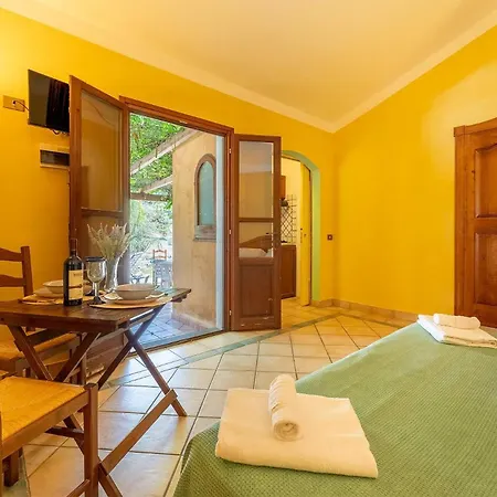 Apartment Classical Res Baiadellepalme-studio Sleep 2 Person Santa Margherita di Pula